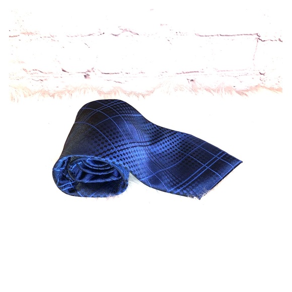 🇺🇸 Lloyd Attree & Smith London Blue Tie - Picture 3 of 5